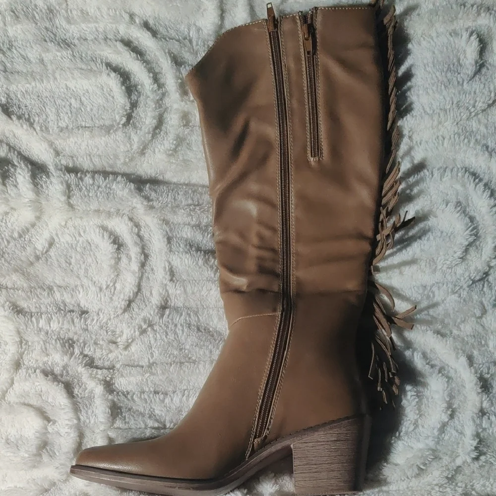 Pierre Dumas Tan Fringe Heeled Boots - Picture 5 of 10